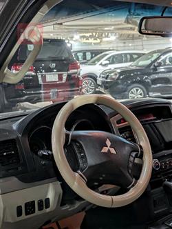 ميتسوبيشي باجيرو